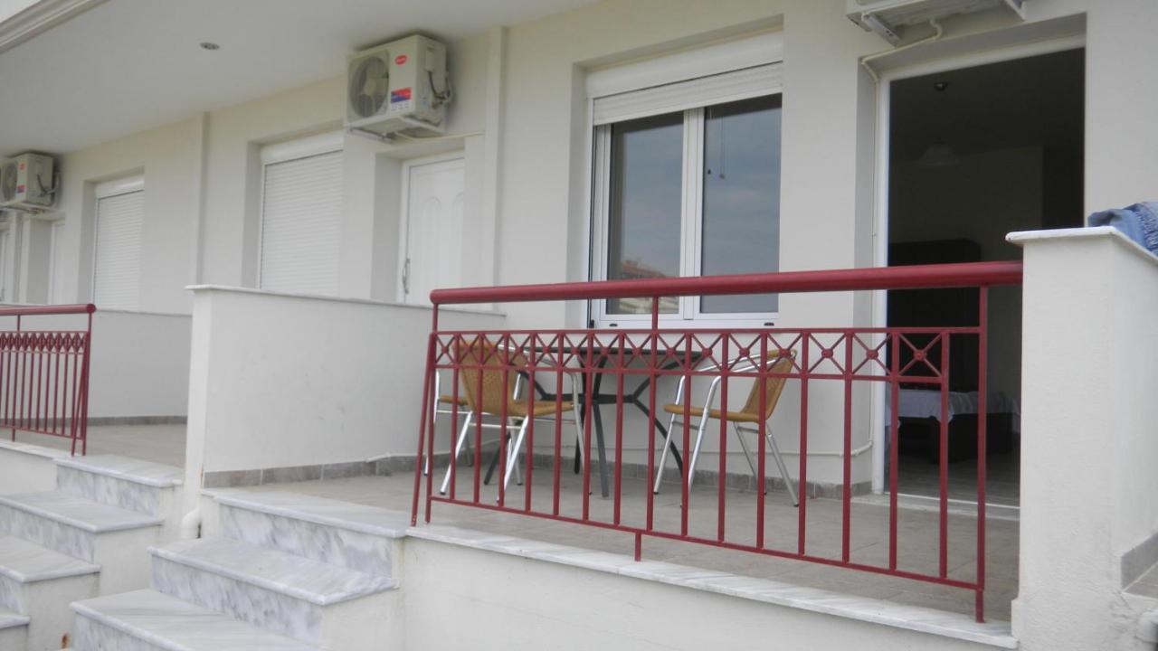 Christos Rooms Stavros  Extérieur photo